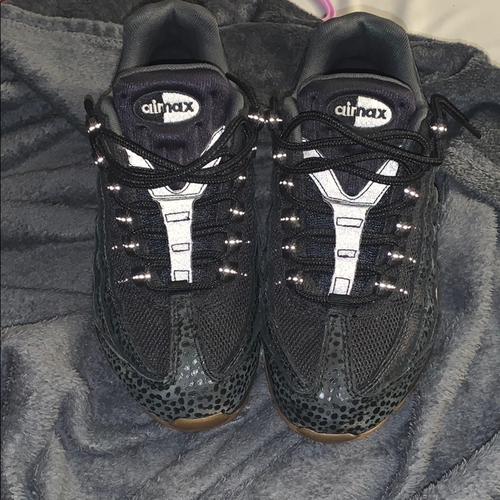 Women’s Airmax 95s